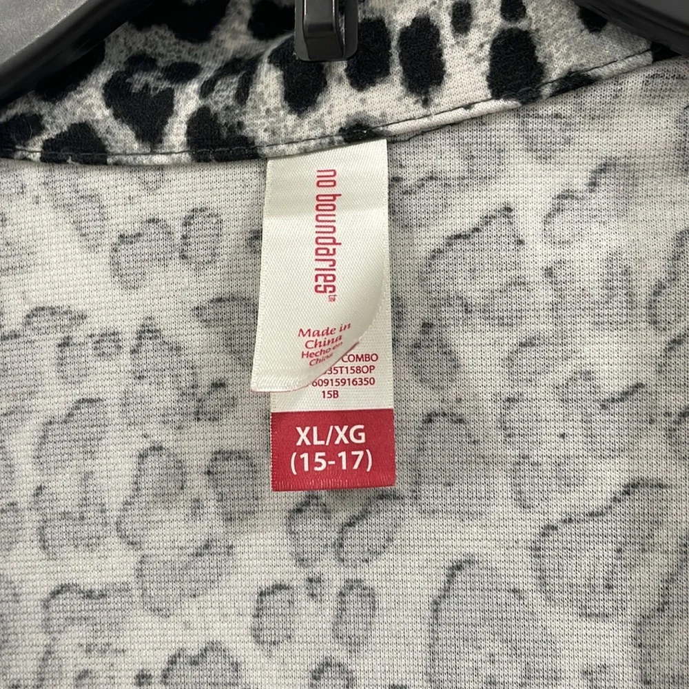Snow leopard print blazer size XL by No Boundaries - Picture 5 of 7